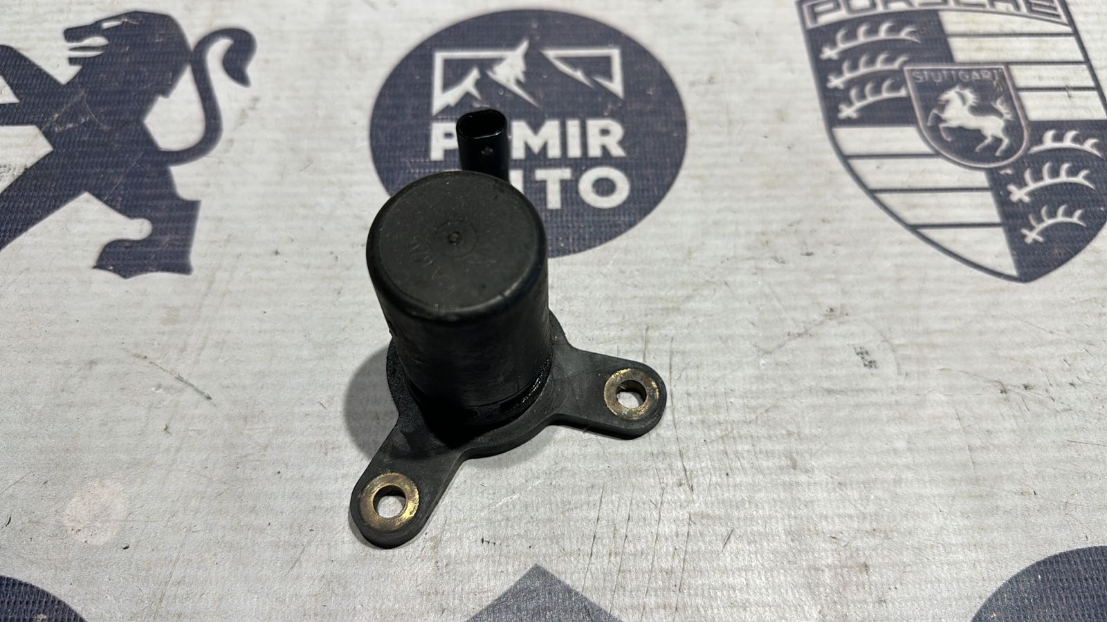 Датчик уровня масла Mercedes E/W211 2002-2009