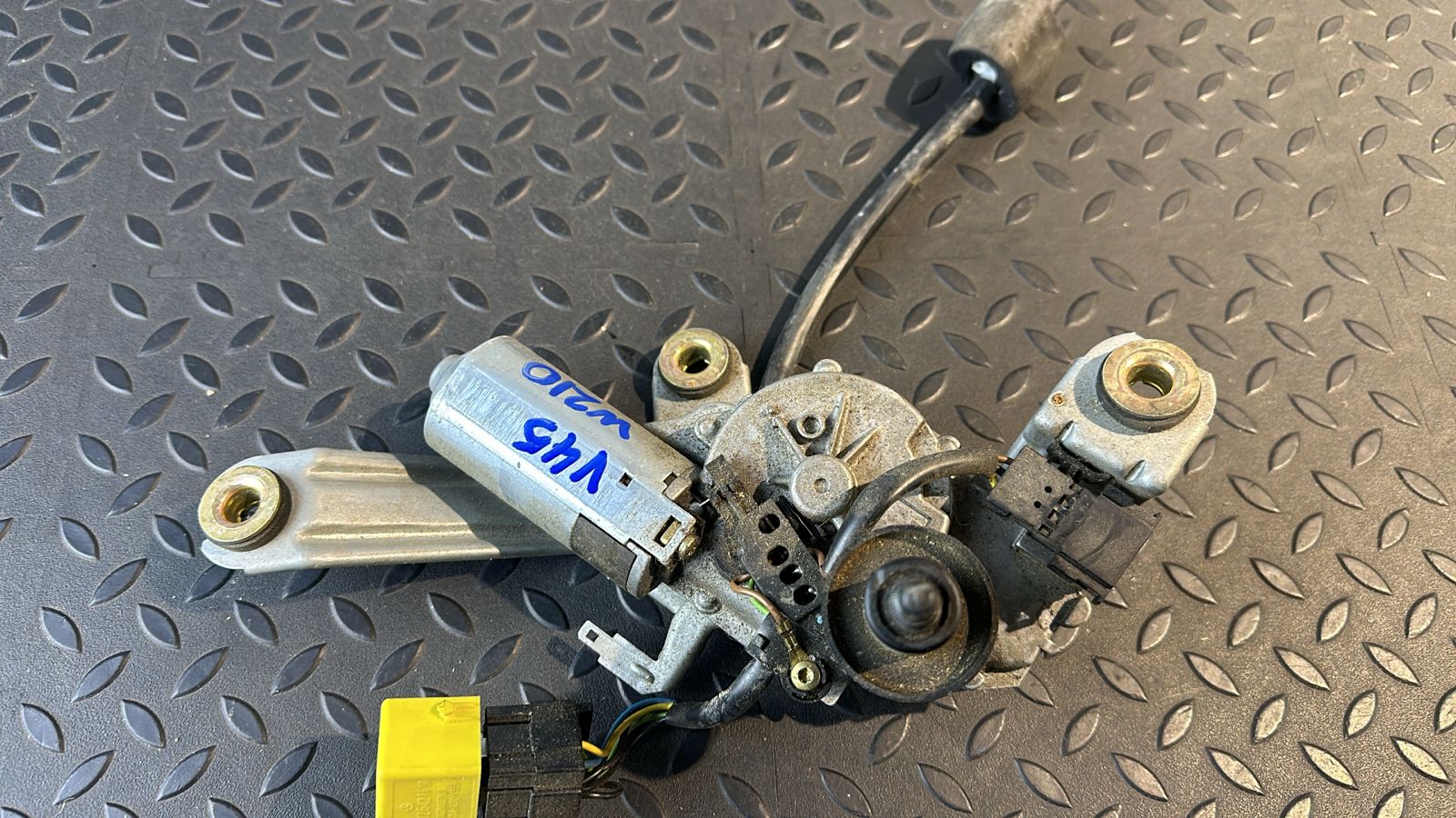 Моторчик стеклоочистителя задний Mercedes E/W210 1995-2003