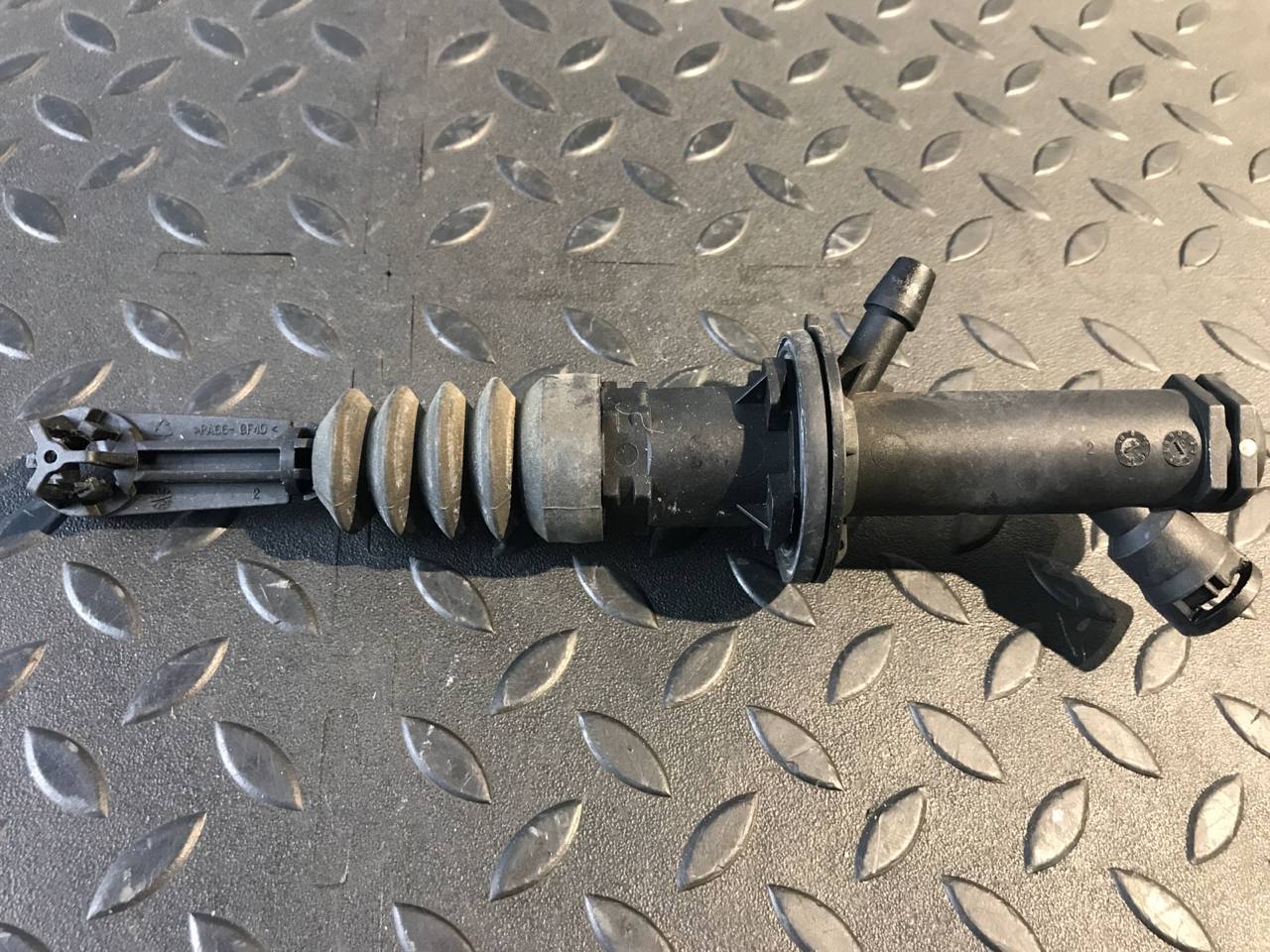 Цилиндр сцепления главный Renault Megane/2 2002-2009