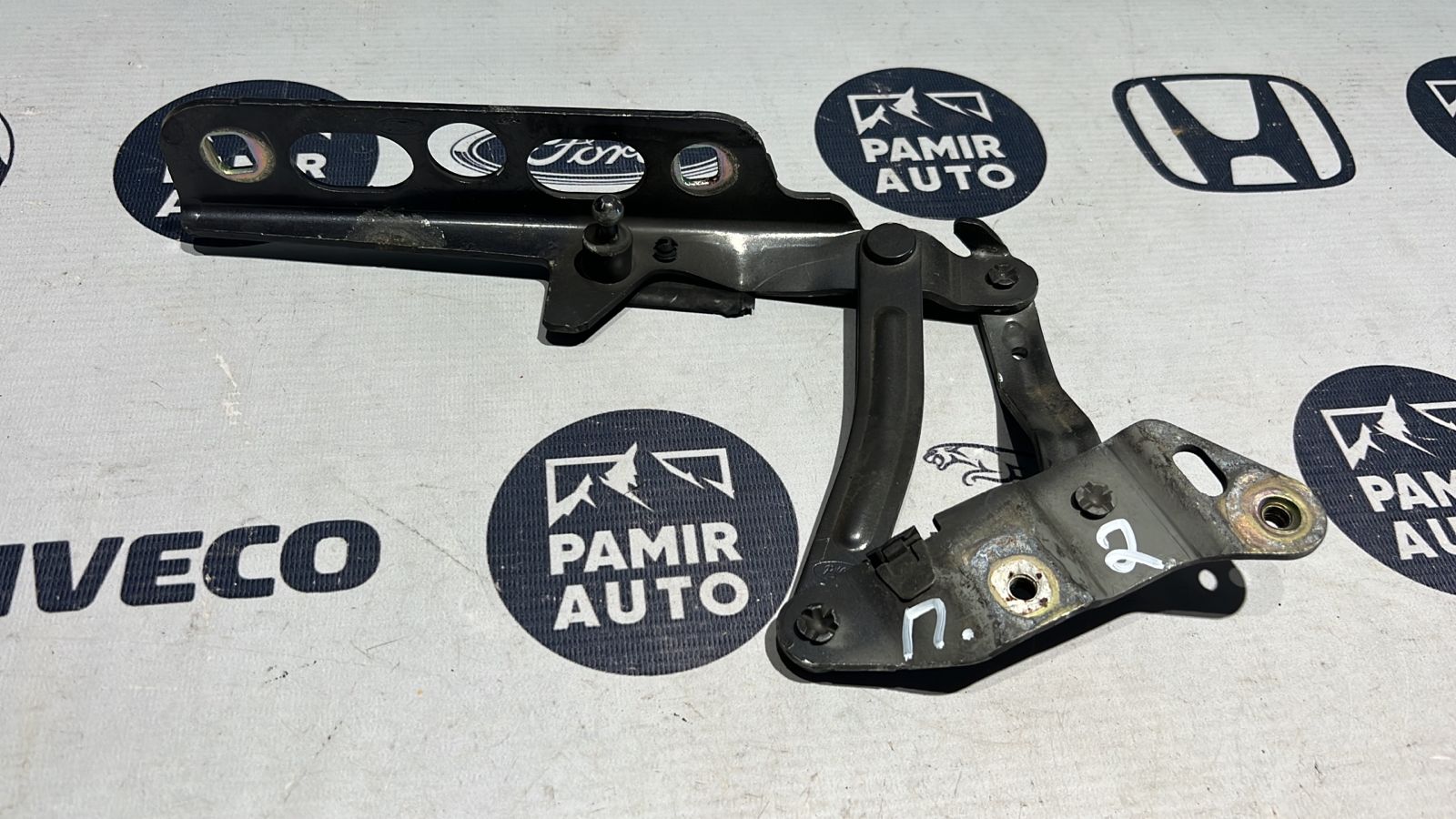 Петля капота правая Ford Mondeo/3 2000-2007