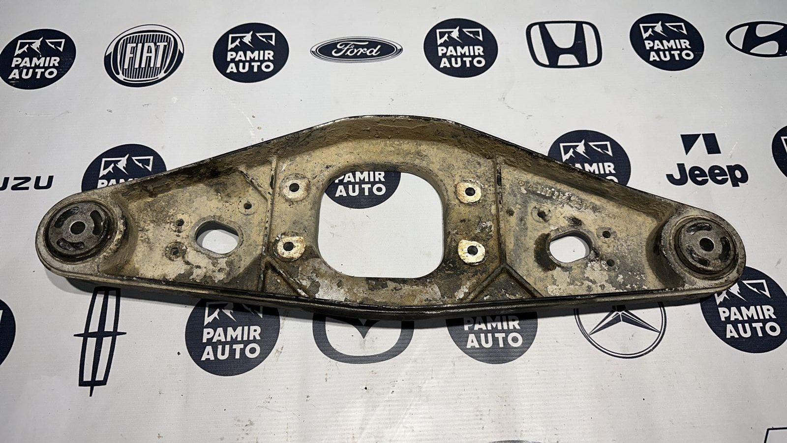 Кронштейн редуктора Mercedes E/W211 2002-2009