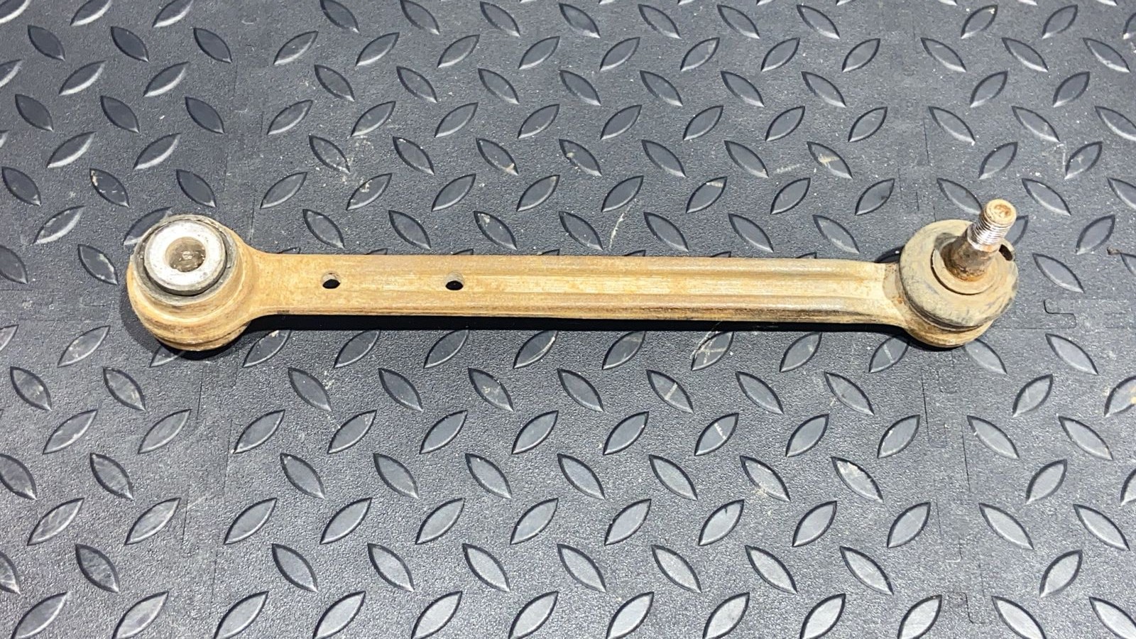 Рычаг задний Mercedes C/W202 1993-2001