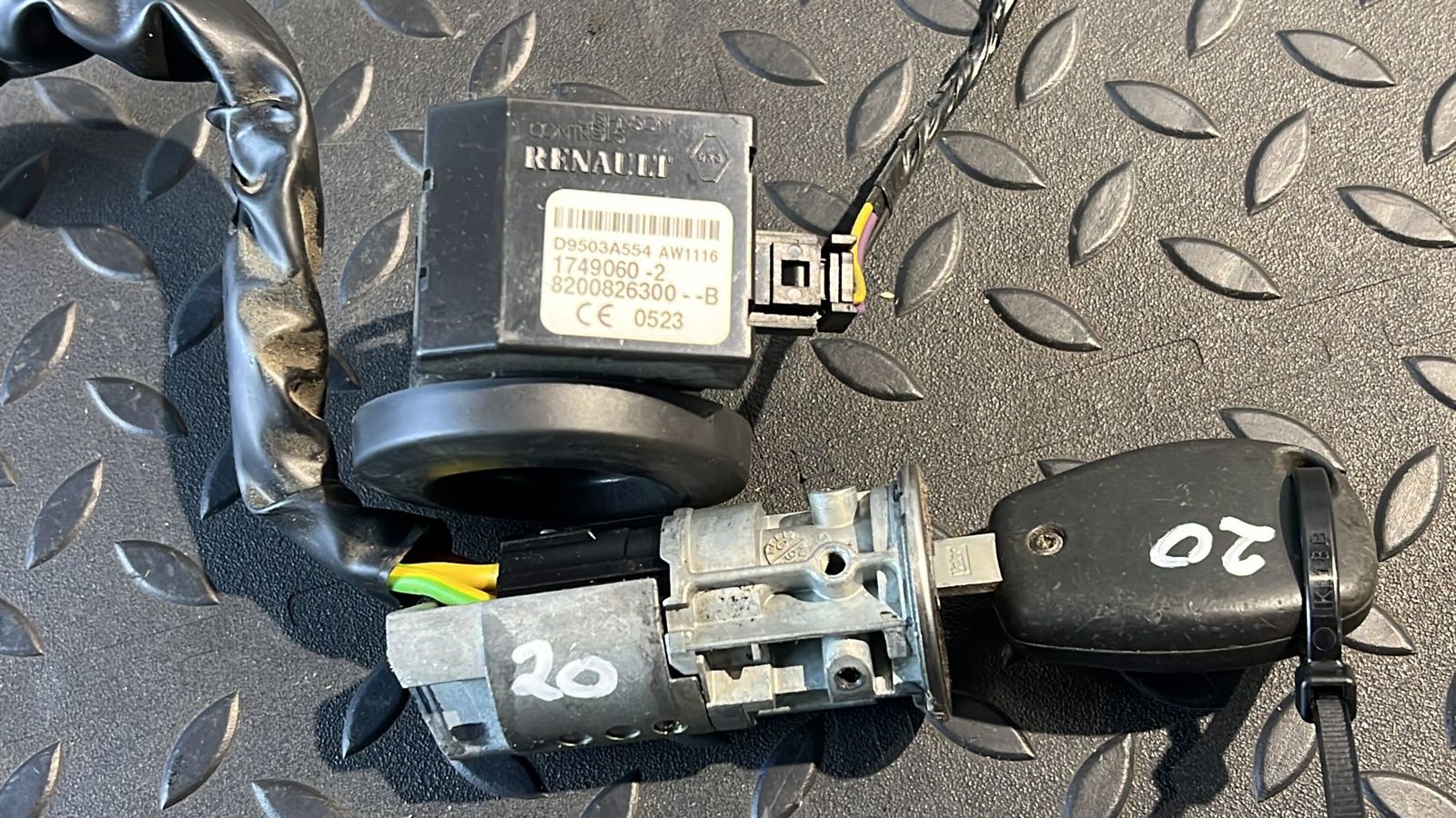 Замок зажигания Renault Sandero 2009-2014