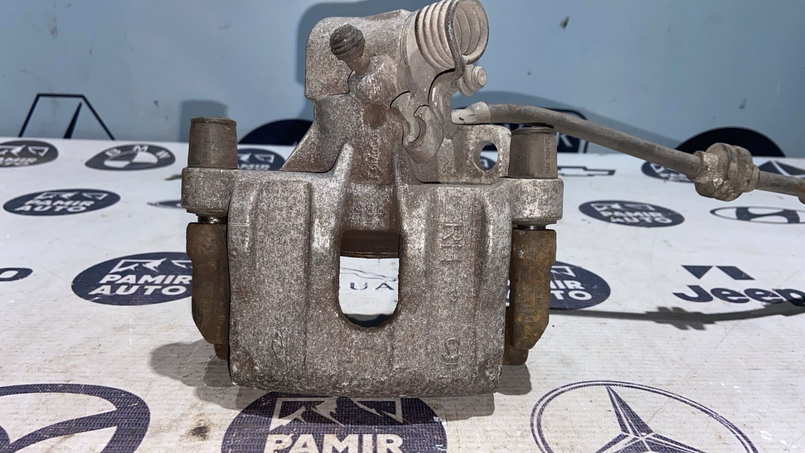 Суппорт задний правый Ford Focus/2 2004-2011