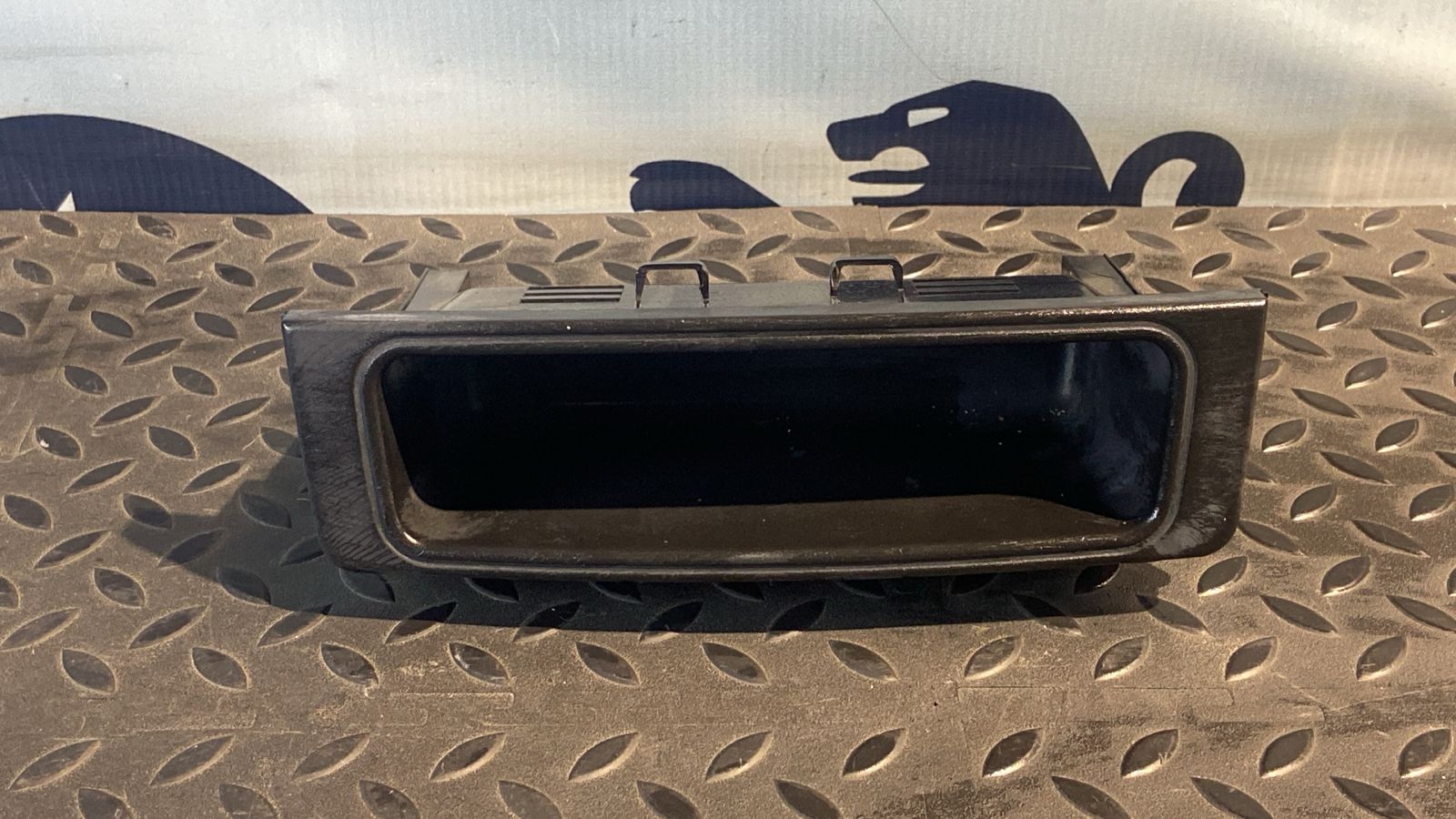 Бардачок Mercedes C/W203 2000-2008