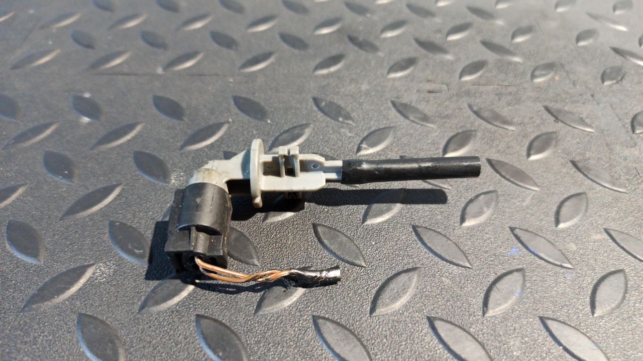 Датчик уровня ОЖ BMW 3/E46 1998-2007