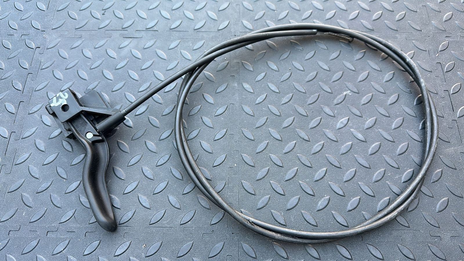 Трос замка капота Opel Vectra/C 2002-2008