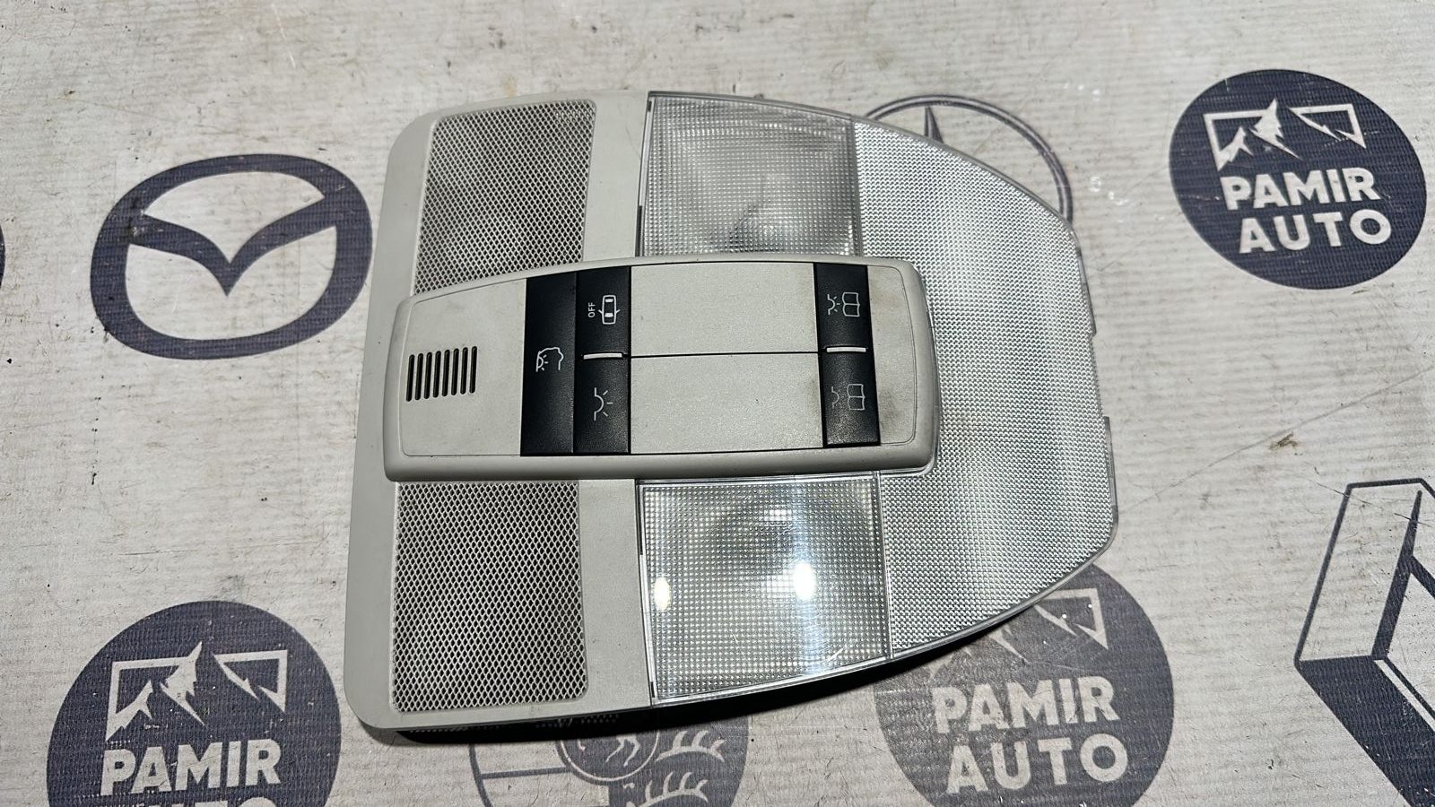 Плафон салонный Mercedes B/W245 2005-2011