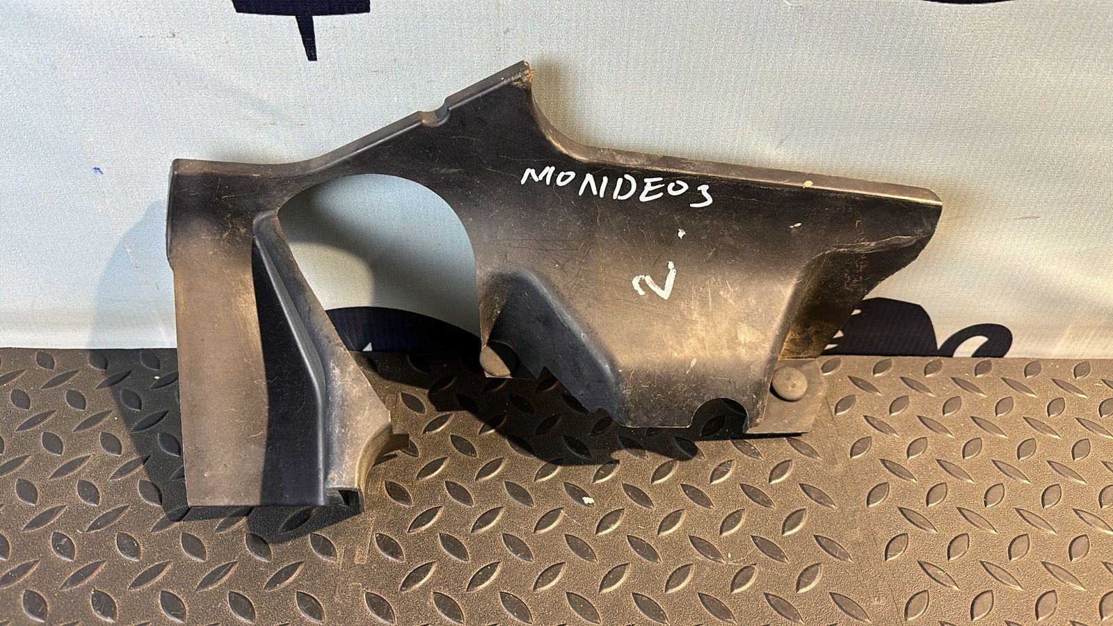 Воздуховод радиатора правый Ford Mondeo/3 2000-2007