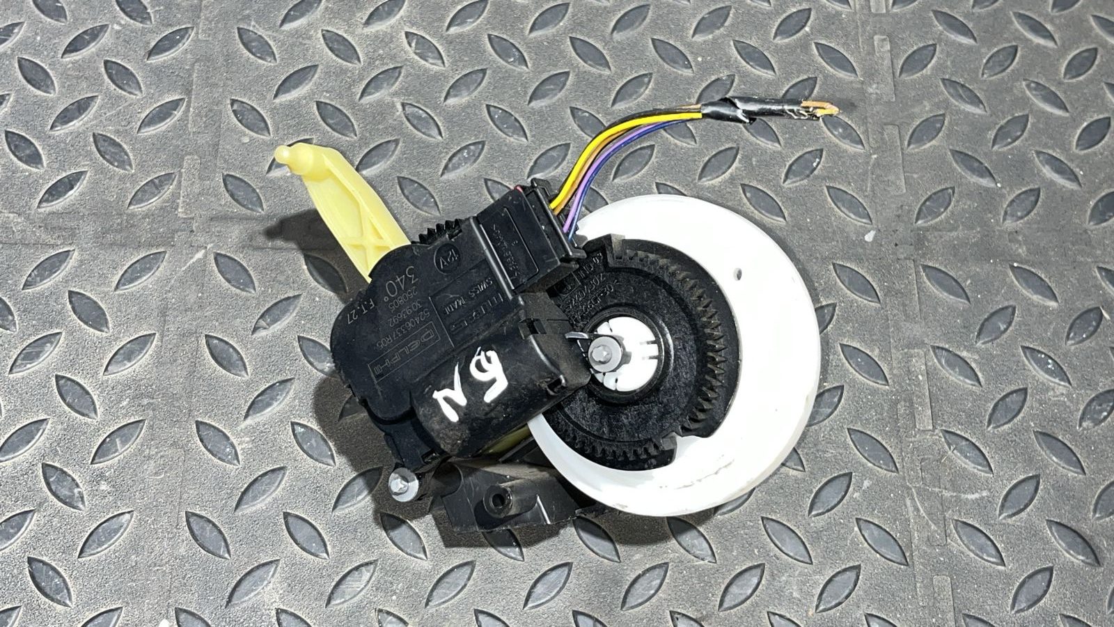 Моторчик заслонки отопителя Opel Astra/H 2004-2014