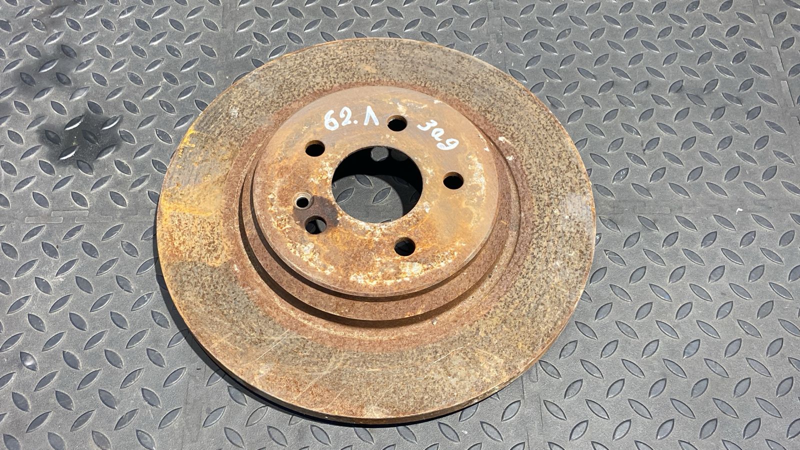 Диск тормозной задний Mercedes M/W163 1997-2005