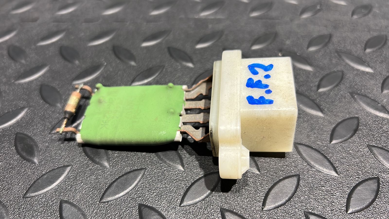 Резистор отопителя Ford Focus/2 2004-2011