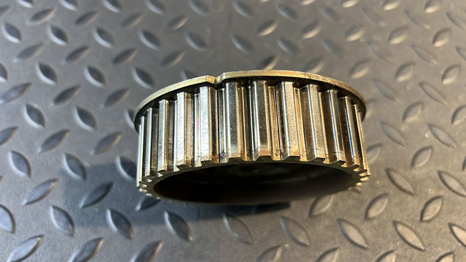 Шестерня распредвала Land Rover Freelander 1998-2006