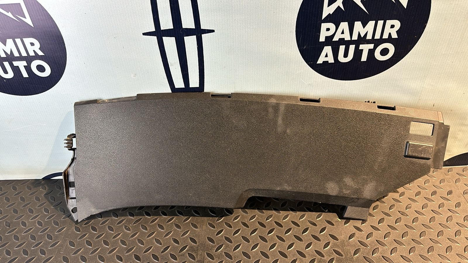 Накладка на торпедо левая Opel Zafira/B 2005-2014