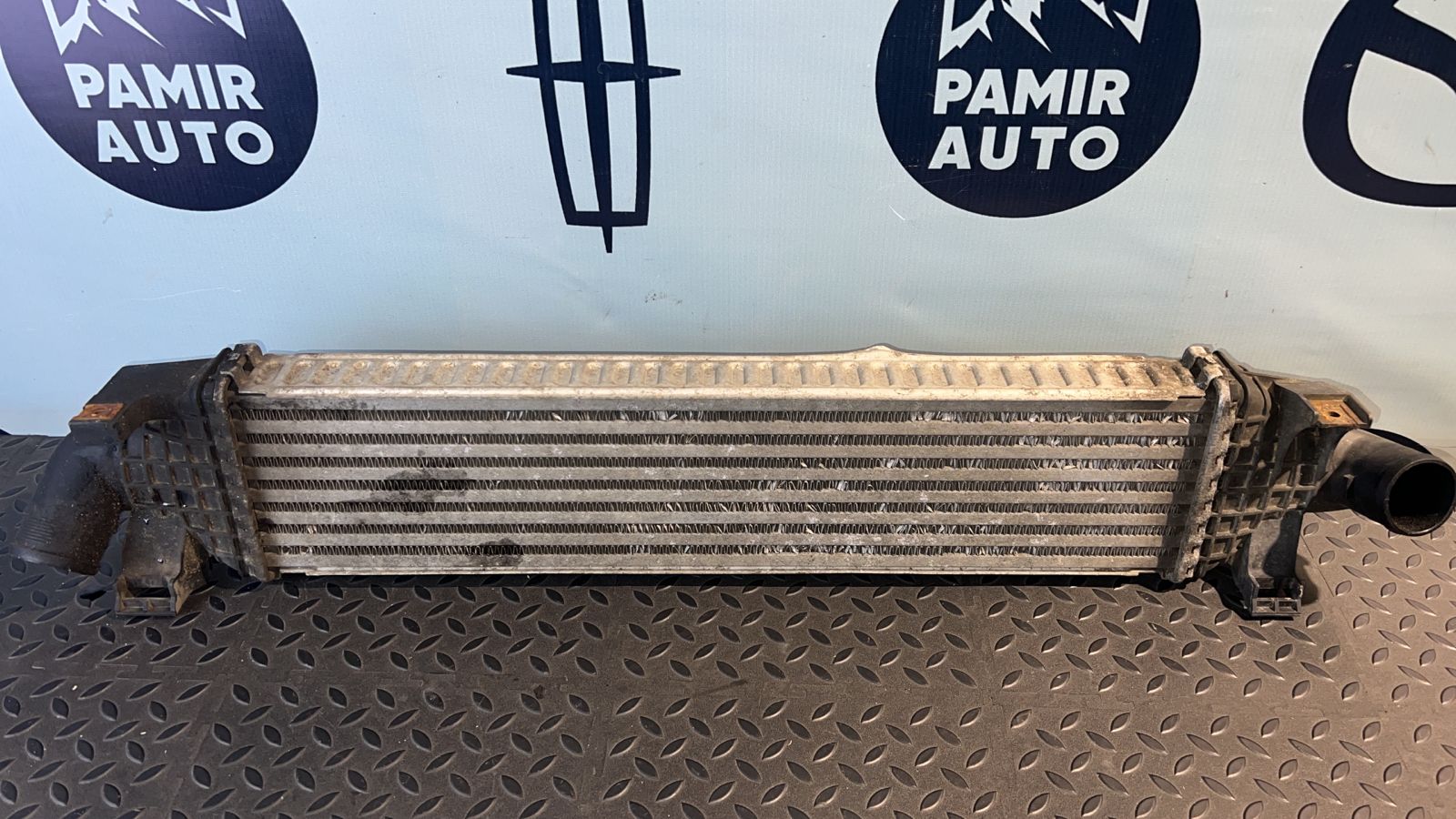 Интеркулер Ford Focus/2 2004-2011