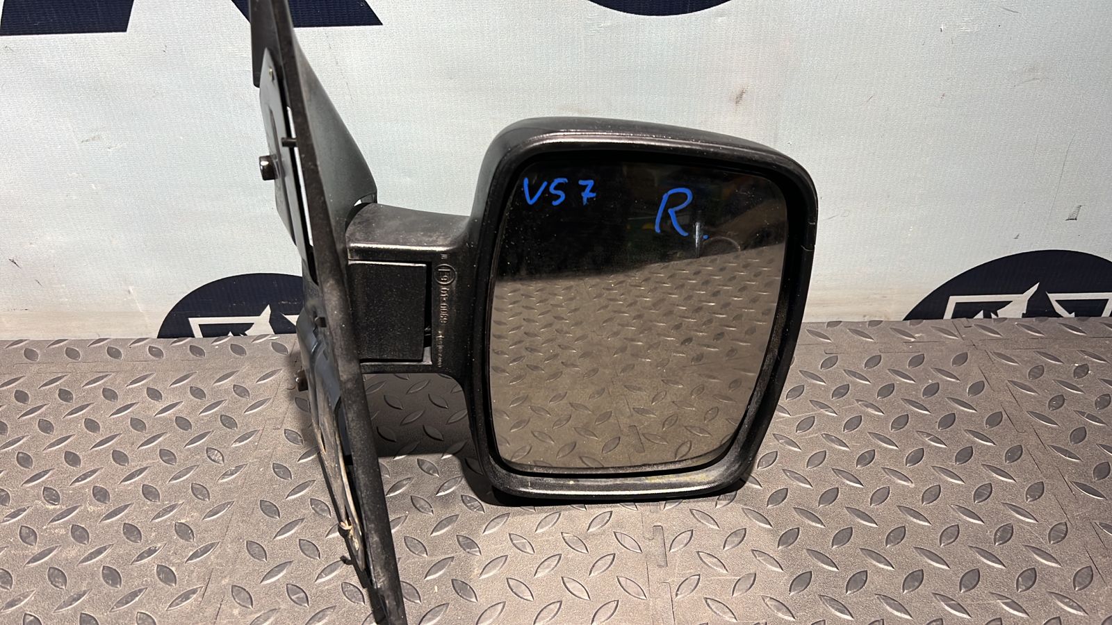 Зеркало правое Mercedes Vito/W638 1996-2003