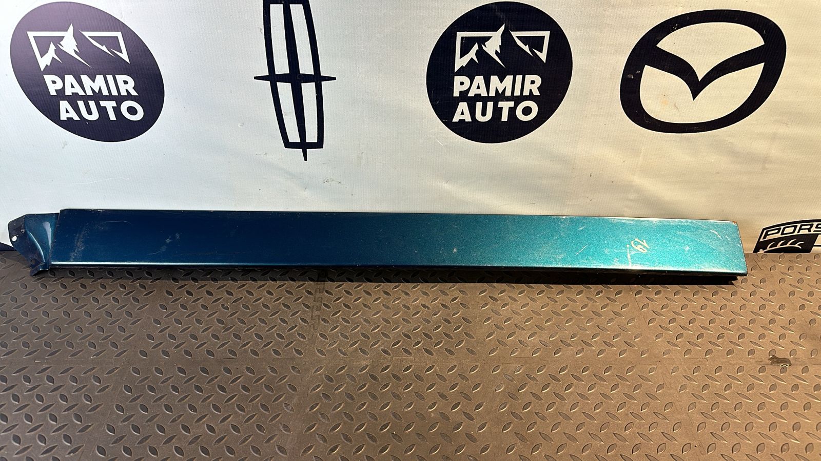 Накладка крыла задняя правая Mercedes Vito/W638 1996-2003