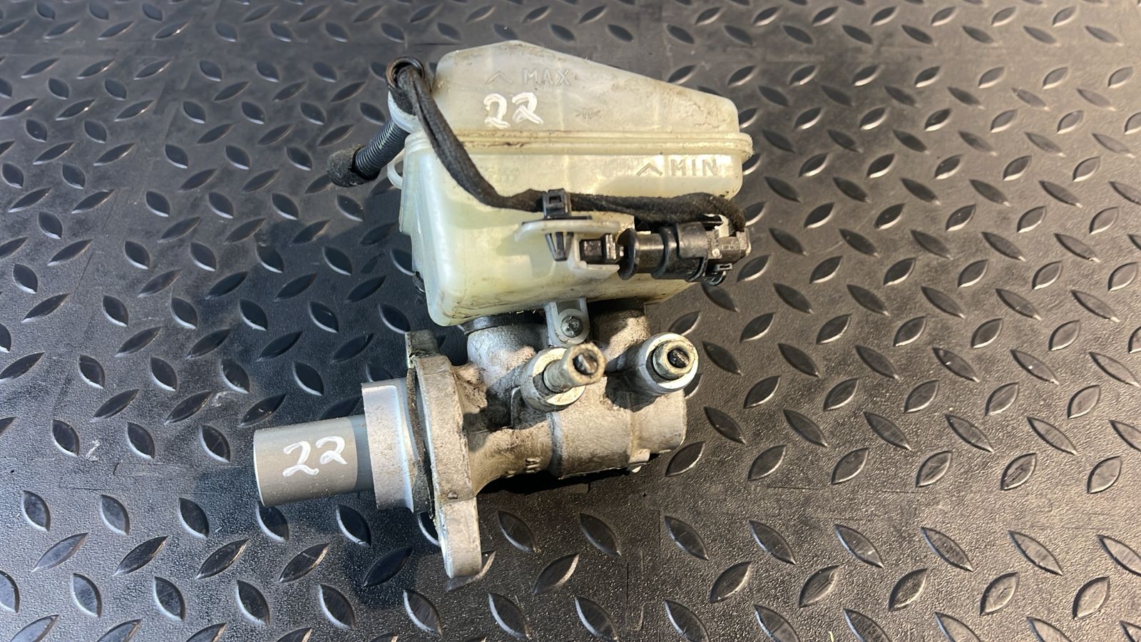 Цилиндр тормозной главный Opel Astra/H 2004-2014