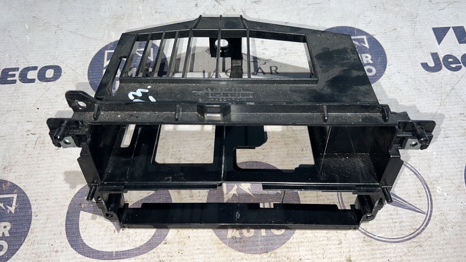 Рамка магнитолы BMW 3/E46 1998-2007