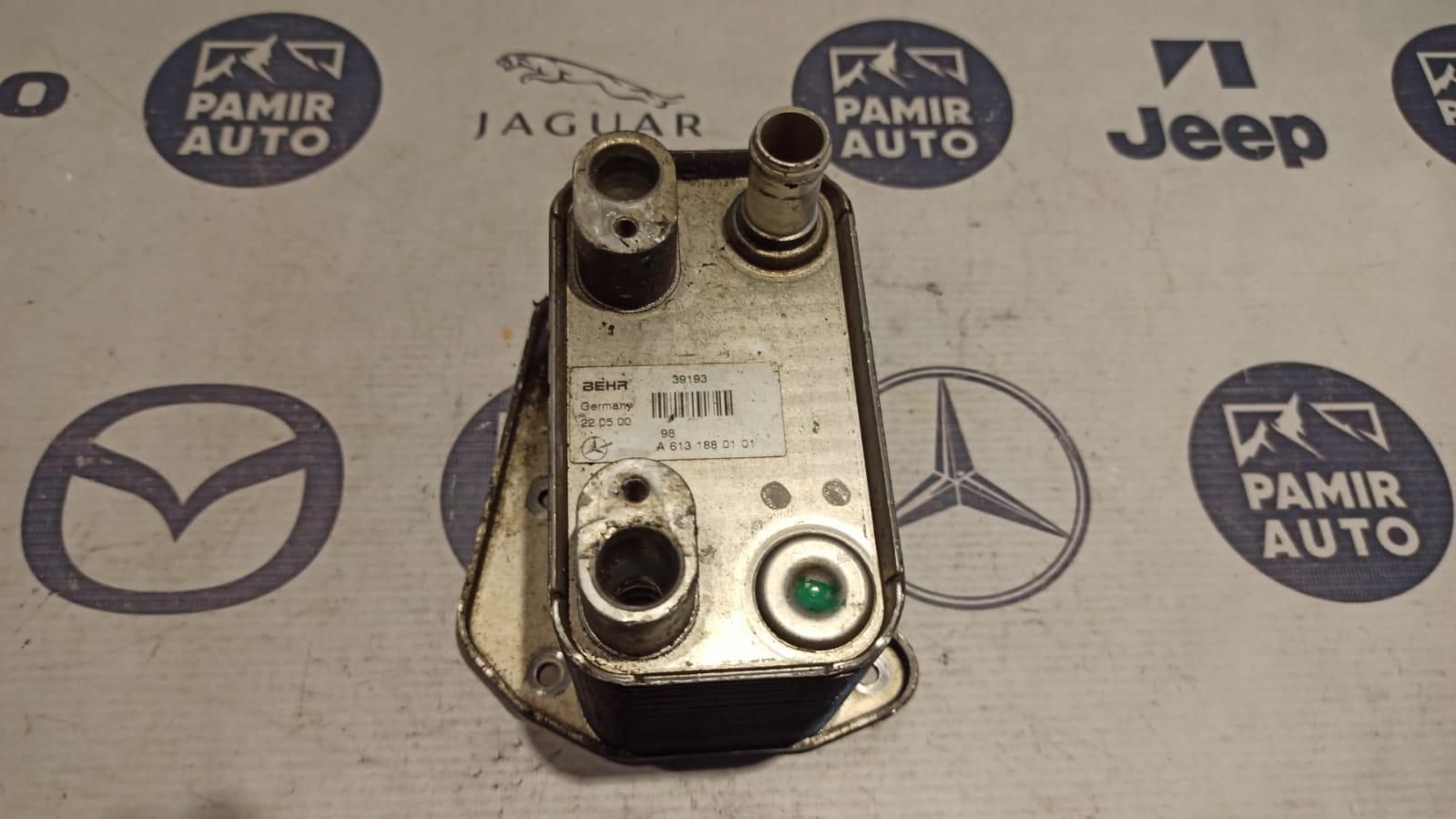 Радиатор масляный (Теплообменник) Mercedes E/W210 1995-2003