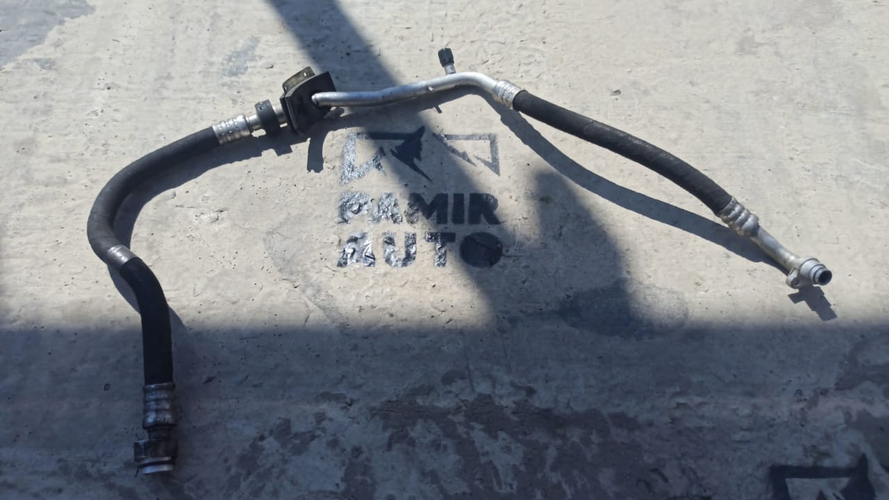 Трубка кондиционера Mercedes E/W211 2002-2009