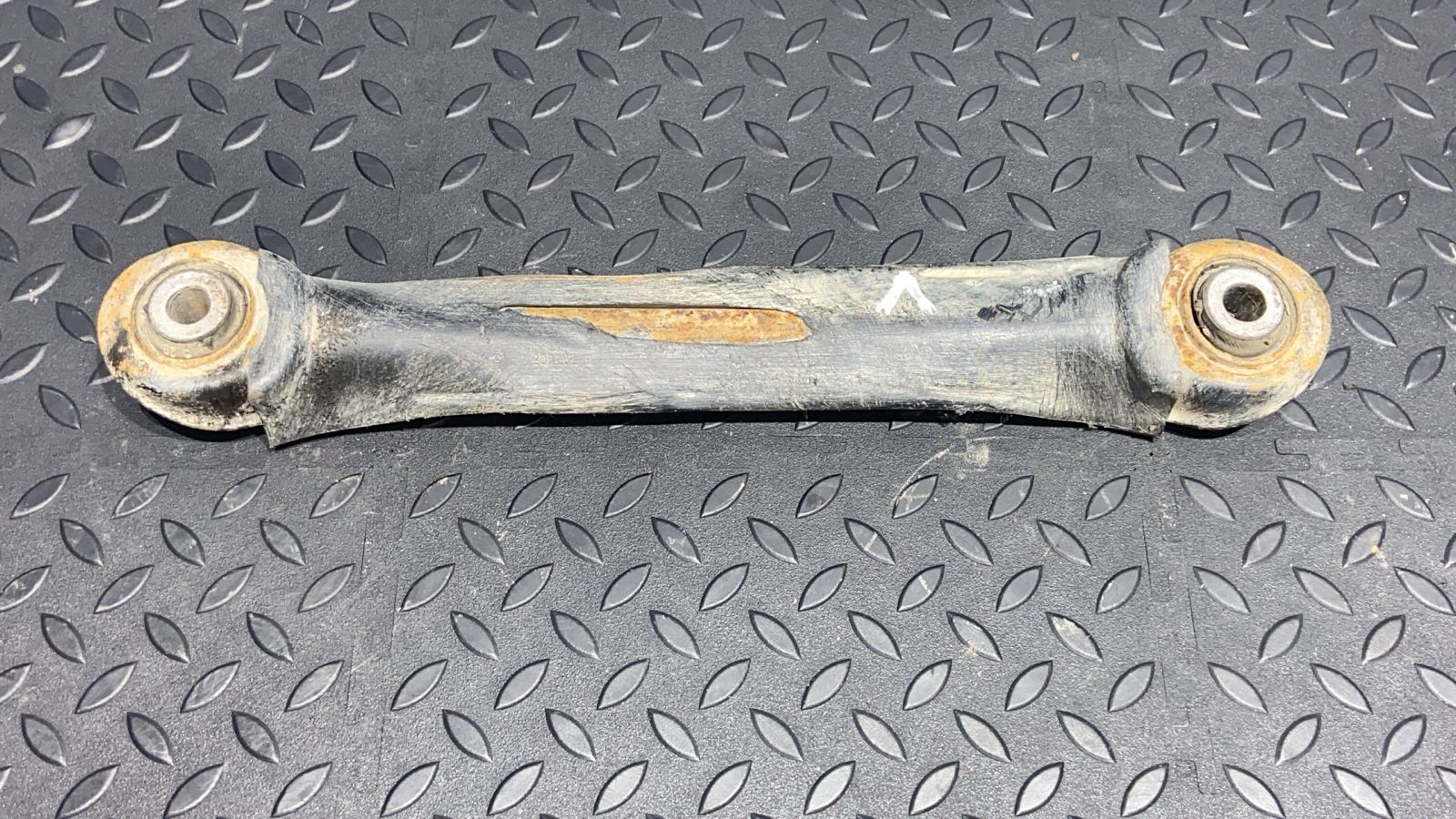 Рычаг задний левый Mercedes C/W202 1993-2001