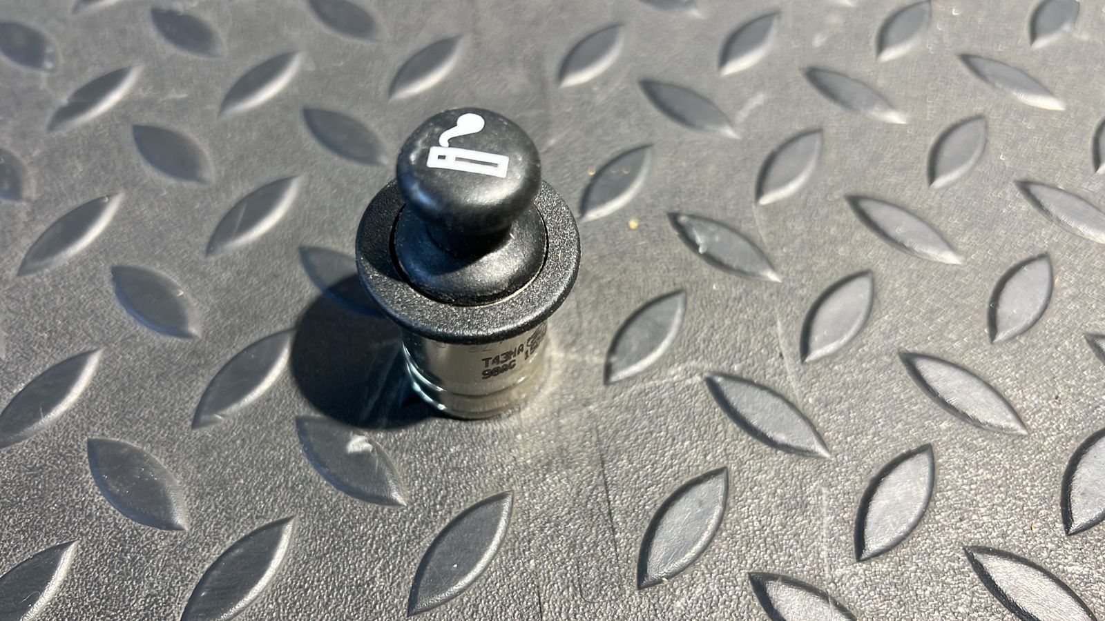 Прикуриватель Ford Focus 1998-2007