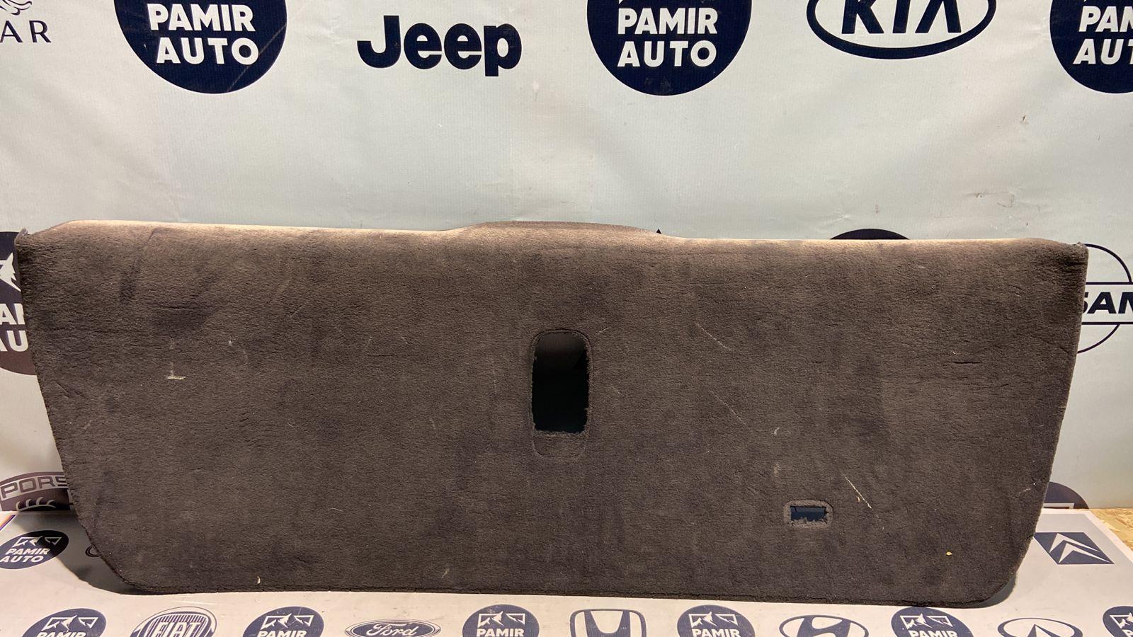 Обшивка двери багажника Mercedes E/W211 2002-2009