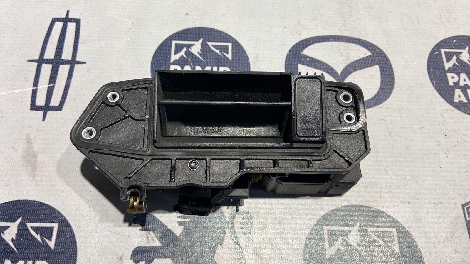 Ручка двери багажника Mercedes E/W211 2002-2009