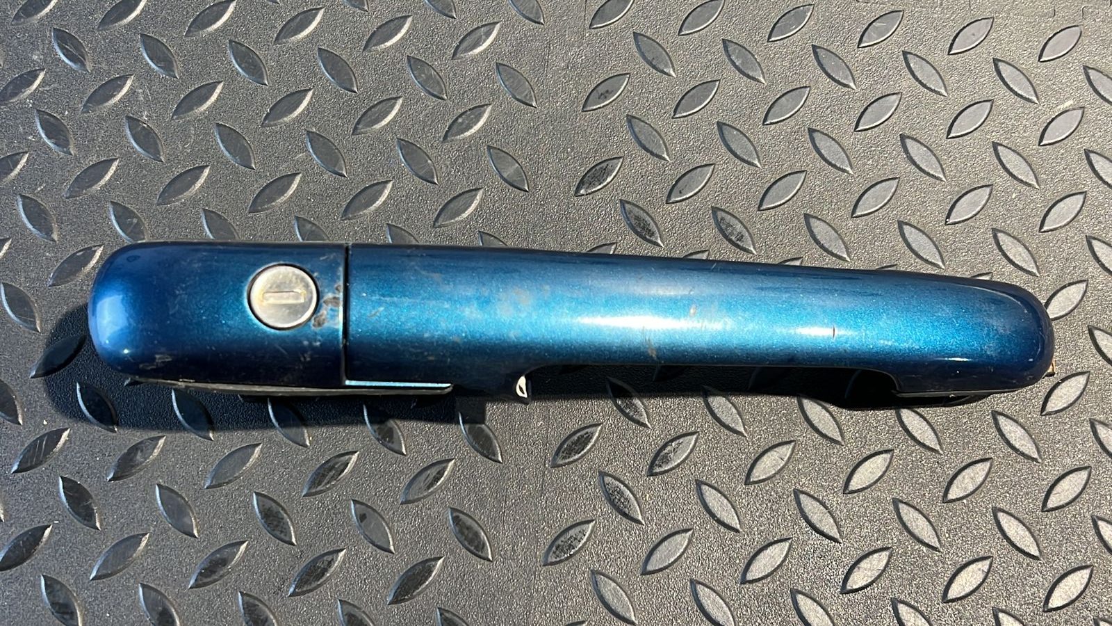 Ручка двери передняя Mercedes Vito/W638 1996-2003