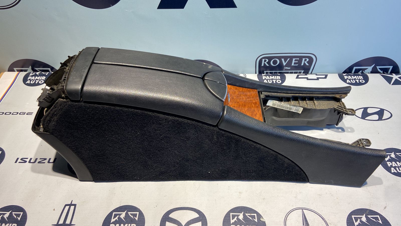 Консоль (Подлокотник) Mercedes E/W211 2002-2009