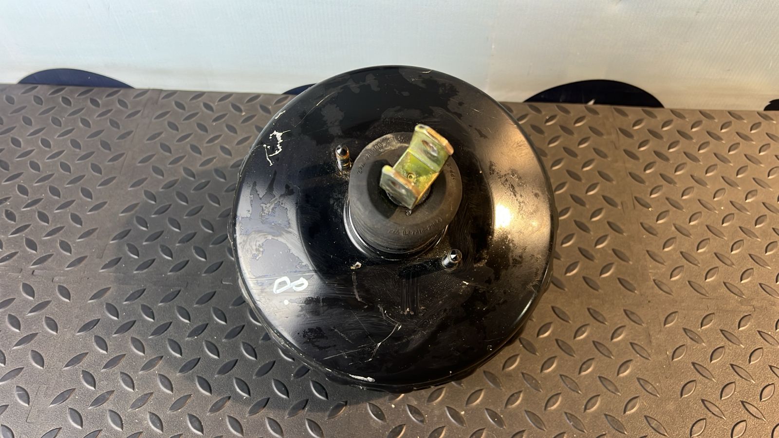 Усилитель тормозов вакуумный Mercedes C/W203 2000-2008