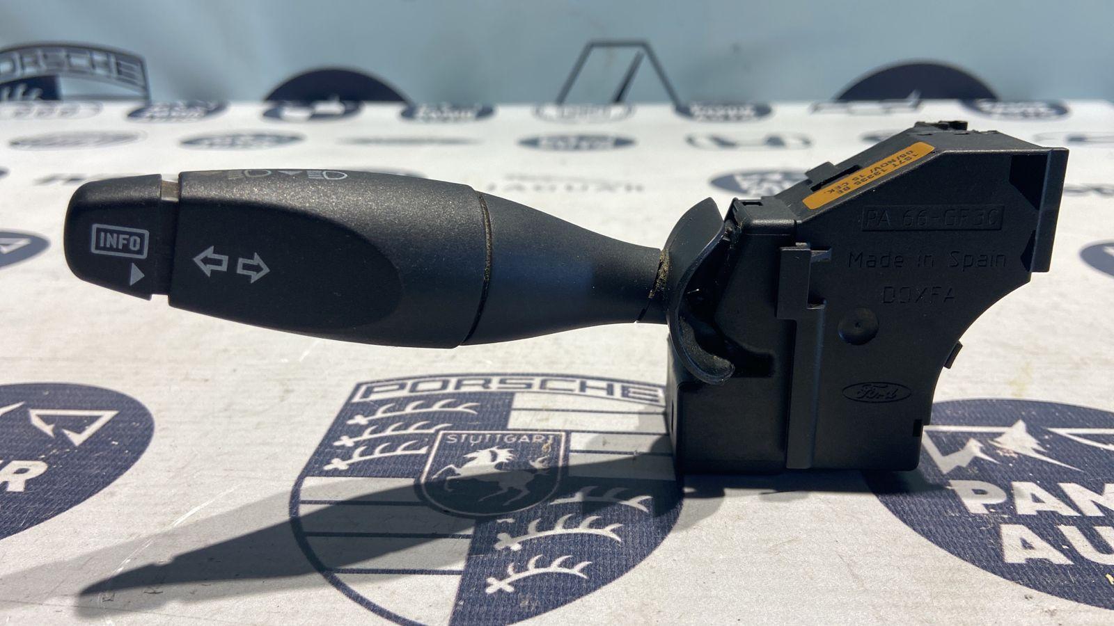 Переключатель поворотов Ford Mondeo/3 2000-2007