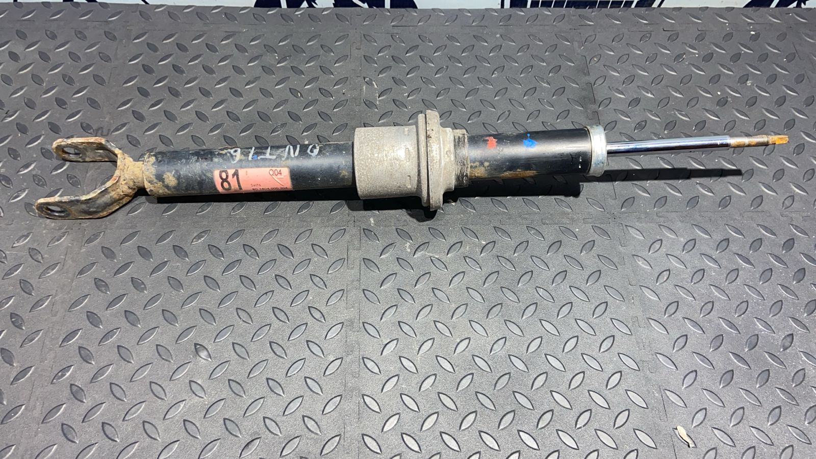 Амортизатор передний Mercedes E/W211 2002-2009