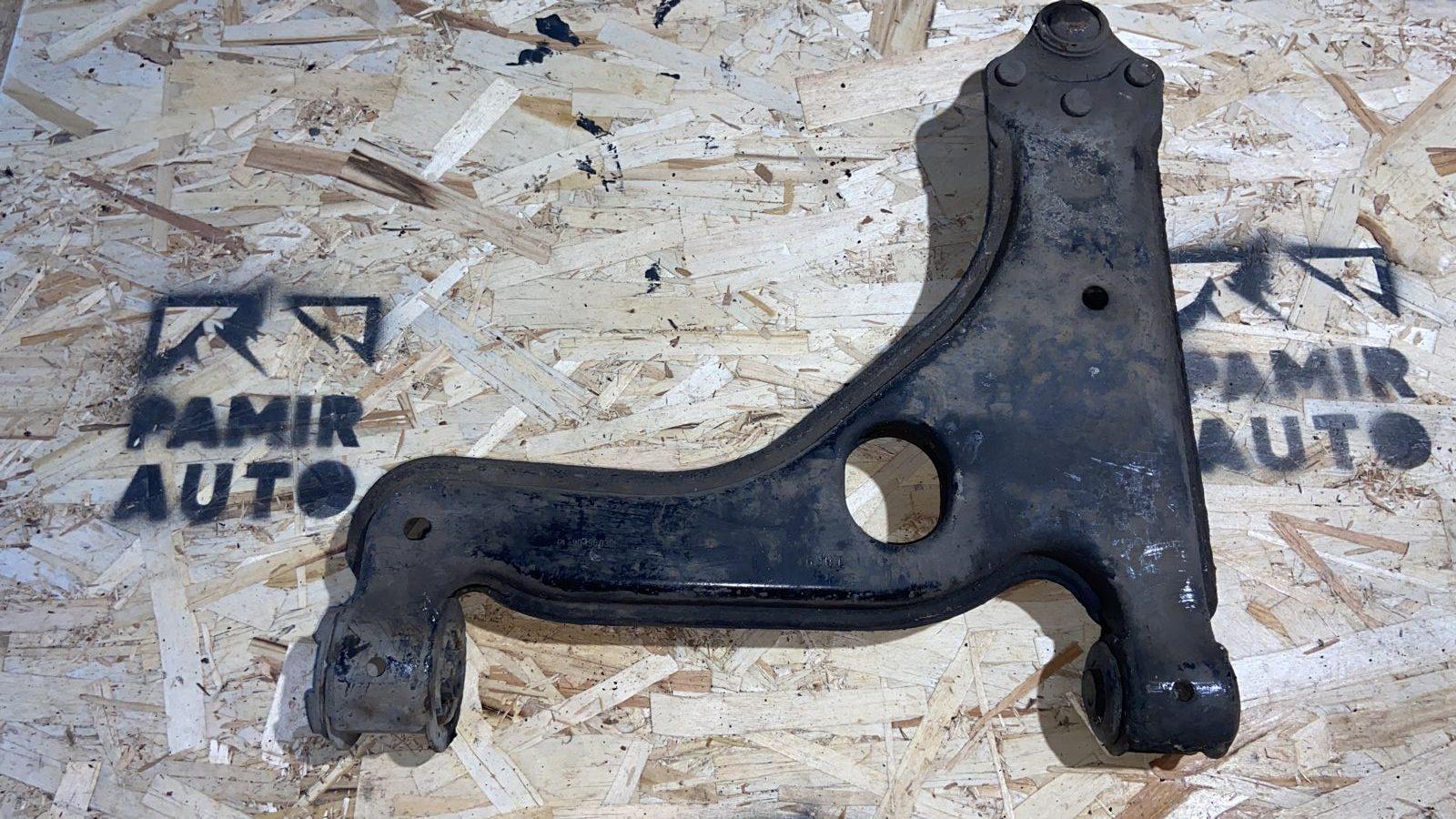 Рычаг передний правый Opel Zafira/B 2005-2014