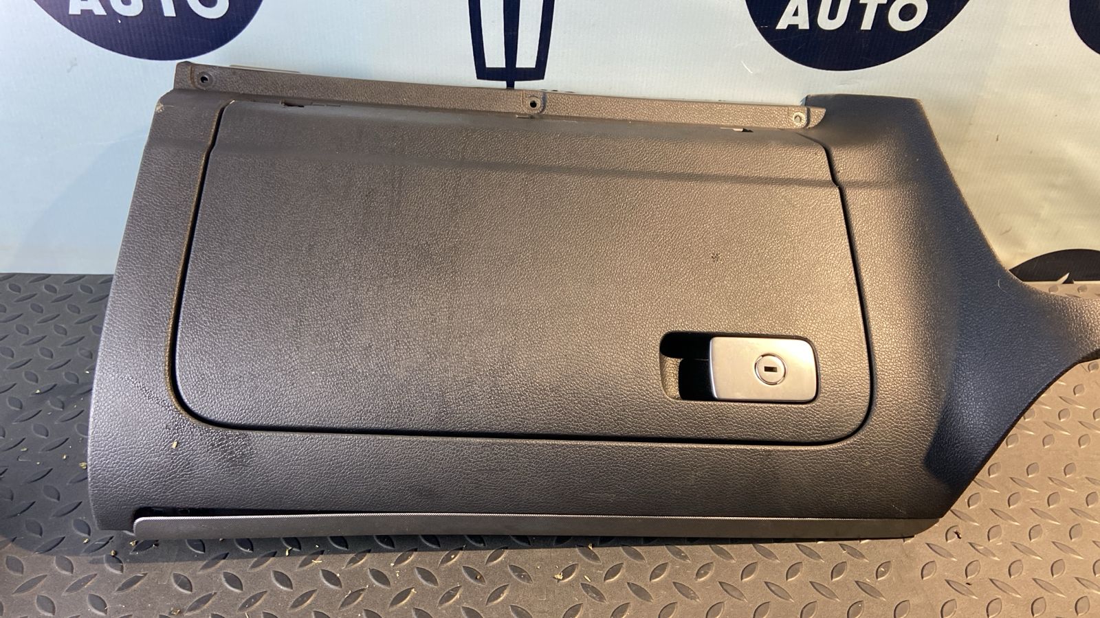 Бардачок Volkswagen Golf/5 2003-2009