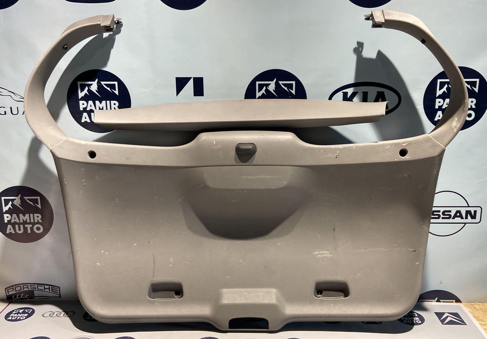 Обшивка двери багажника Renault Scenic/2 2003-2009