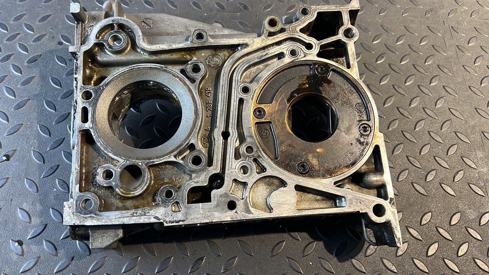 Насос масляный BMW 3/E46 1998-2007