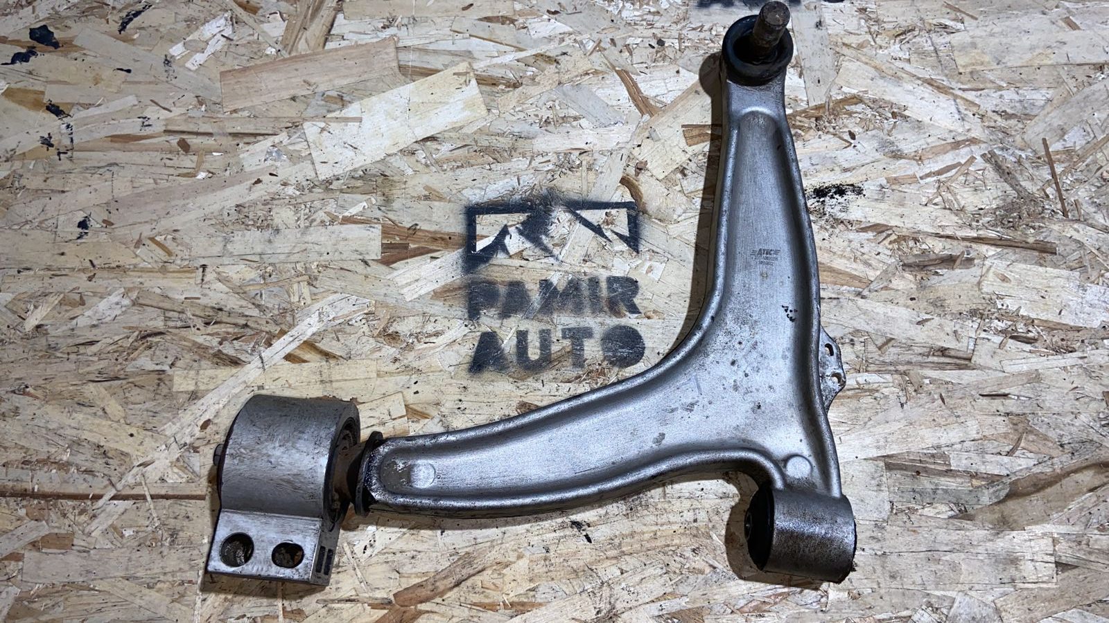 Рычаг передний левый Opel Vectra/C 2002-2008