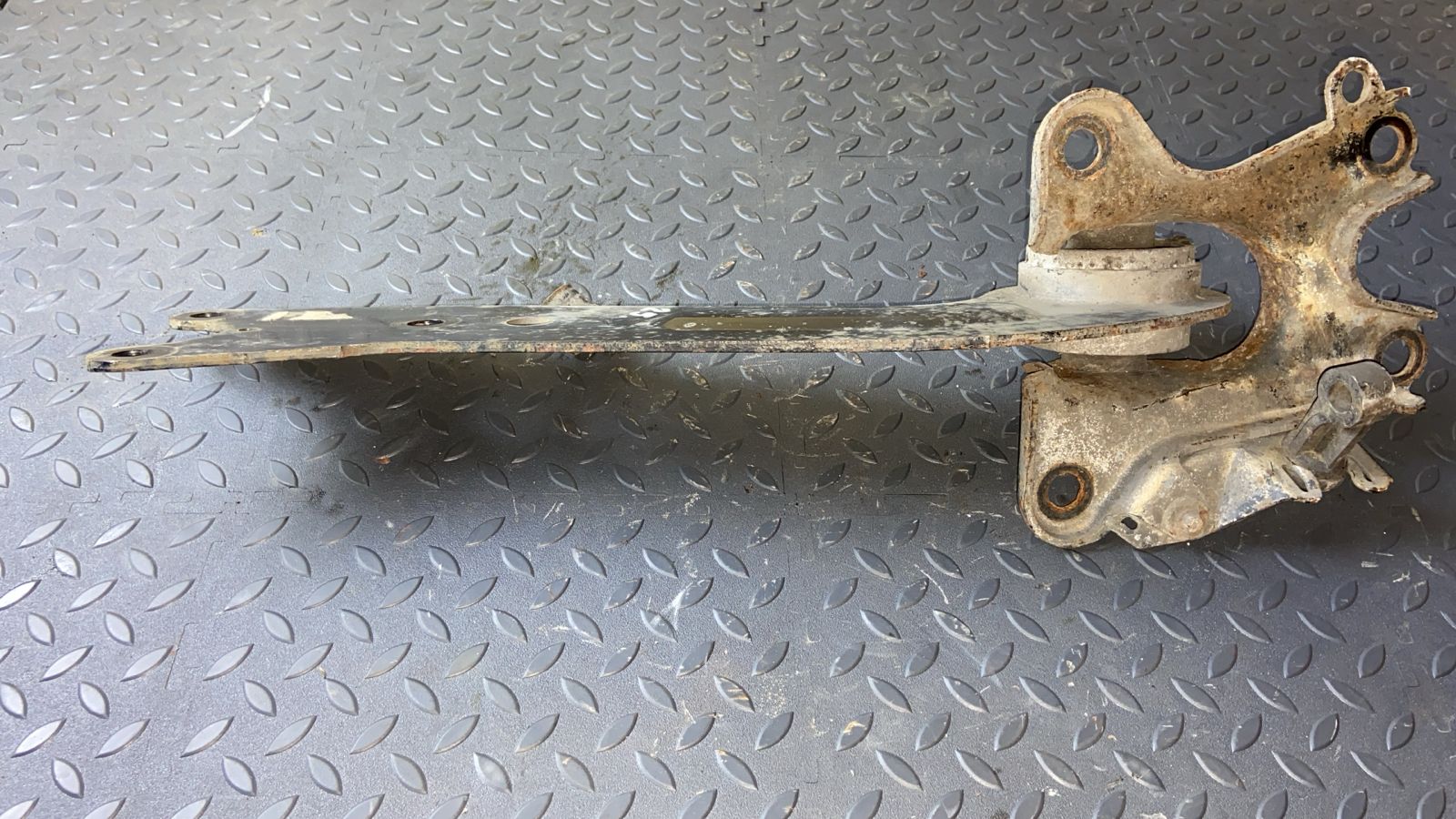 Рычаг задний правый Opel Vectra/C 2002-2008