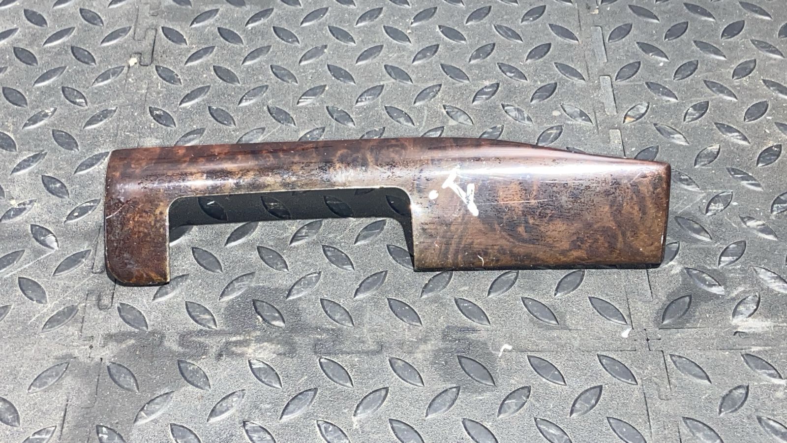 Накладка на торпедо левая BMW 3/E46 1998-2007