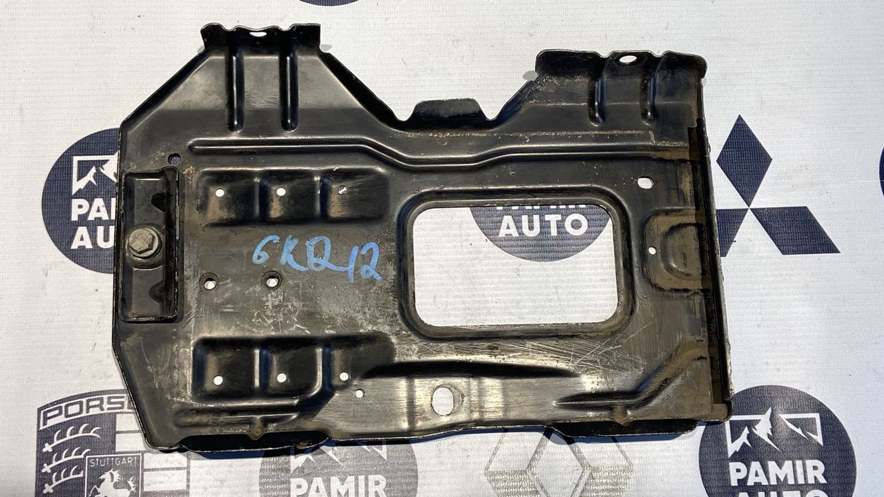 Крепление АКБ Mercedes C/W204 2006-2015