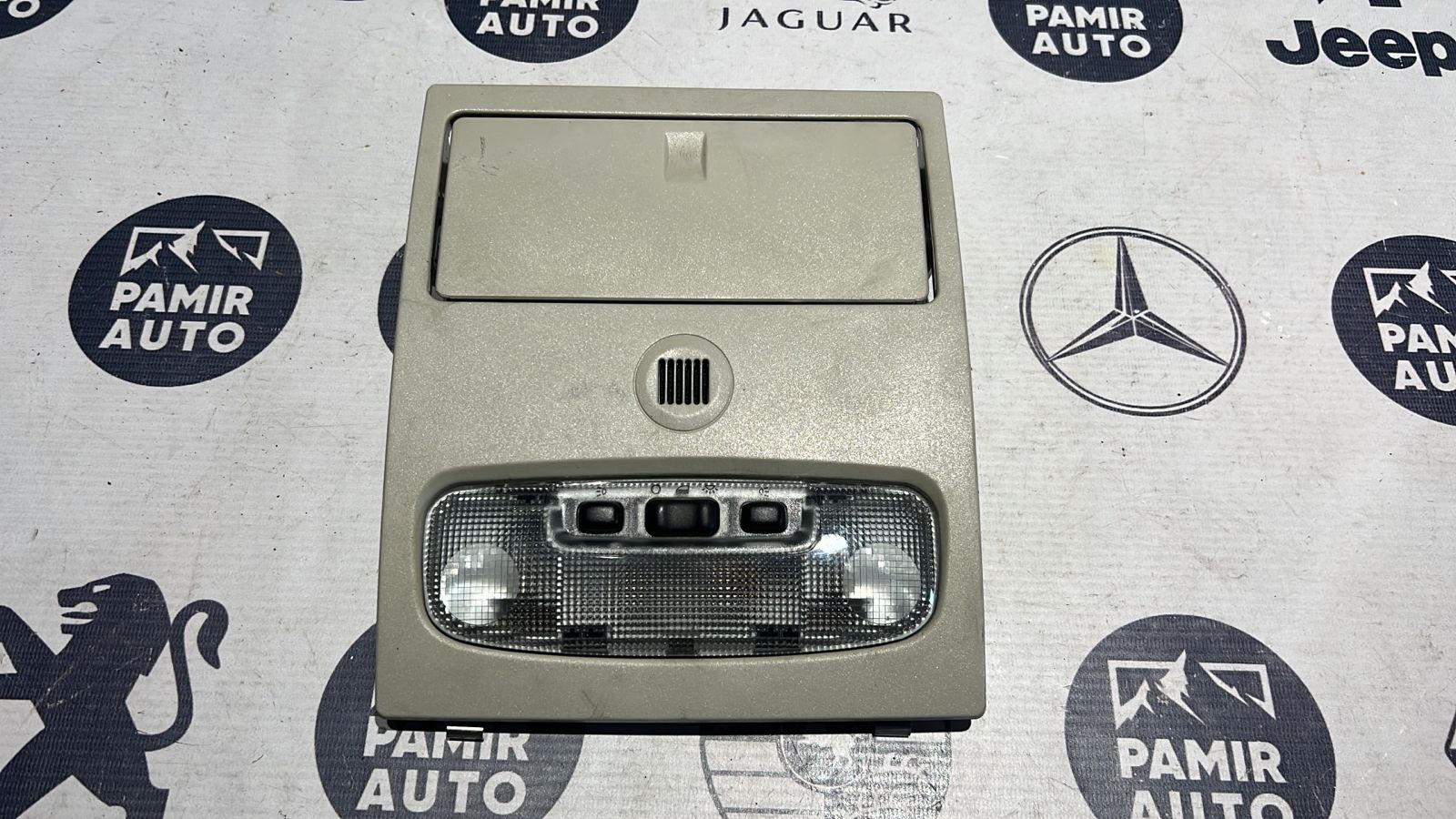 Плафон салонный Ford Mondeo/3 2000-2007