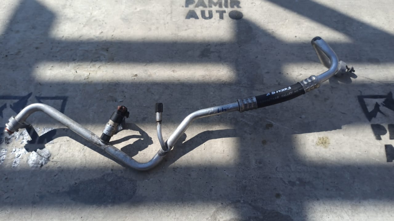 Трубка кондиционера Ford Focus/2 2004-2011