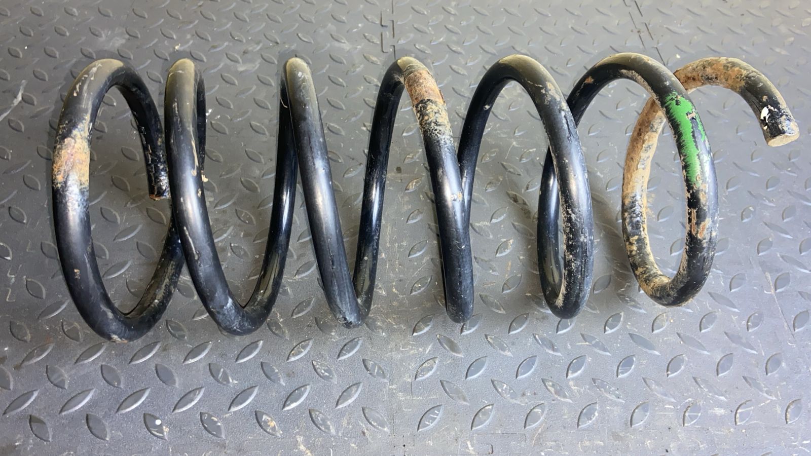 Пружина задняя Land Rover Freelander 1998-2006