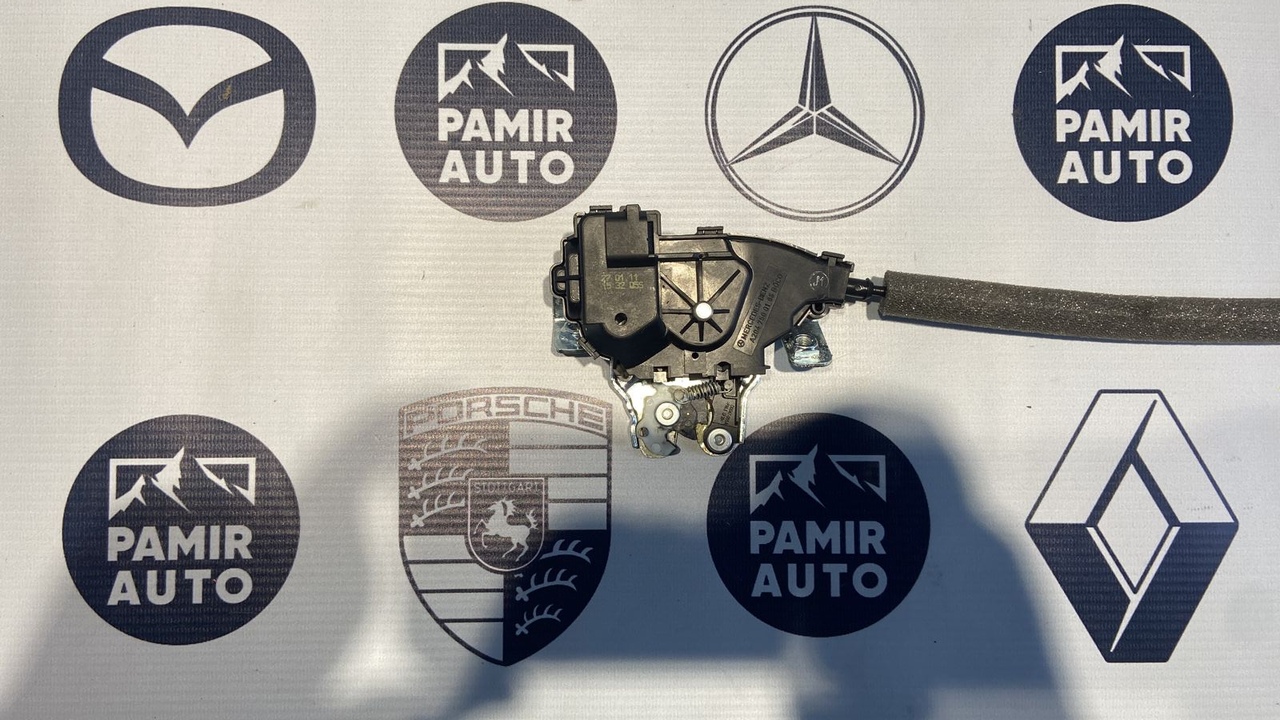 Замок крышки багажника Mercedes C/W204 2006-2015