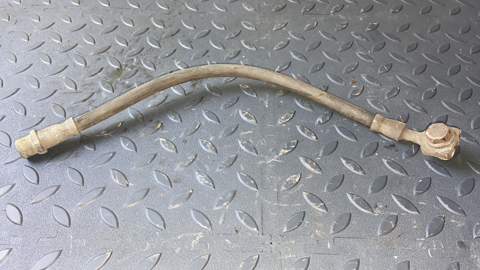 Шланг тормозной задний Opel Vectra/C 2002-2008