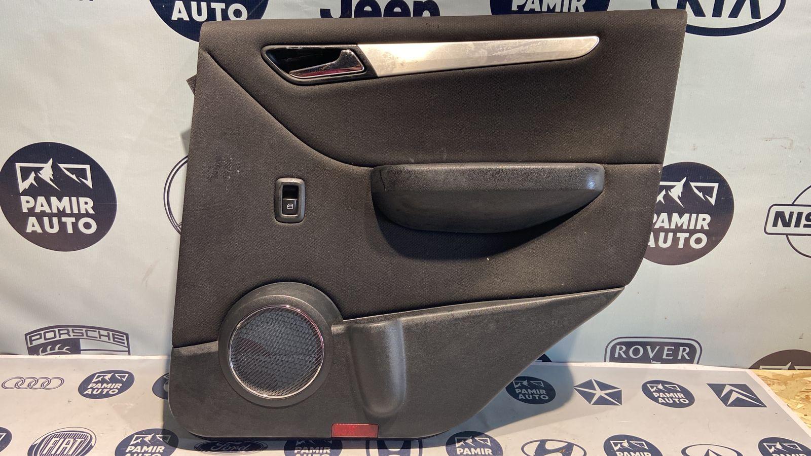 Обшивка двери задняя правая Mercedes B/W245 2005-2011