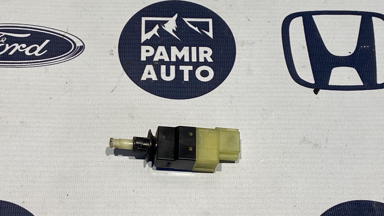 Датчик включения стопсигнала Mercedes E/W211 2002-2009