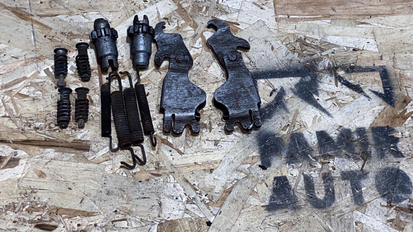 Механизм стояночного тормоза BMW 5/E39 1995-2004